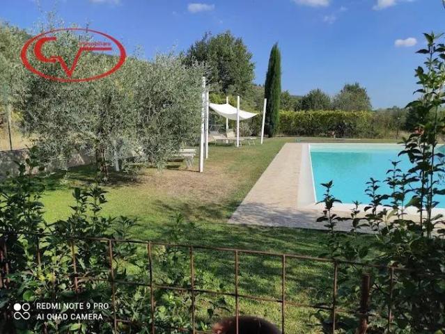 Villetta a schiera in vendita a Loro Ciuffenna AR