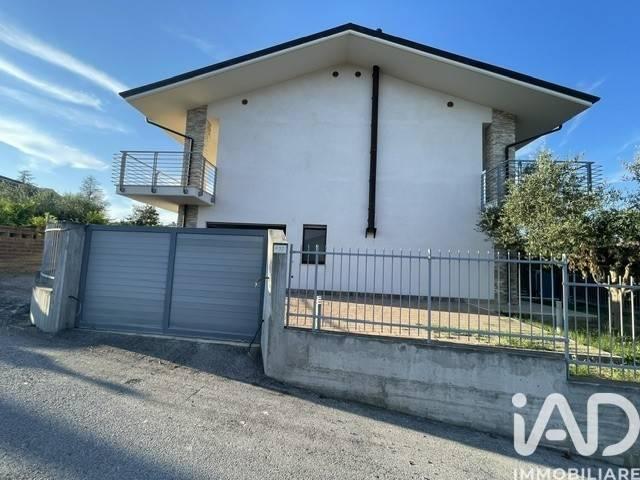 Villetta a schiera in vendita a Loreto Aprutino PE
