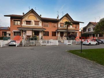 Villetta a schiera in vendita a Paderno Dugnano MI