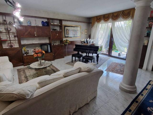 Villetta a schiera in vendita a Parabiago MI