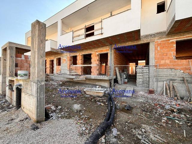 Villetta a schiera in vendita a Parete CE