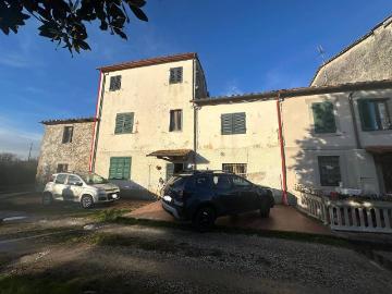 Villetta a schiera in vendita a Pescia PT