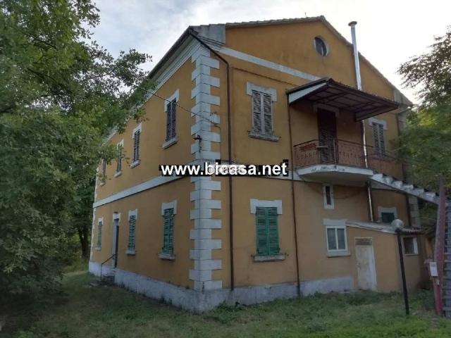 Villetta a schiera in vendita a Pergola PU