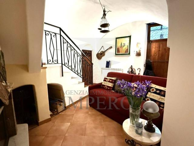Villetta a schiera in vendita a Pigna IM