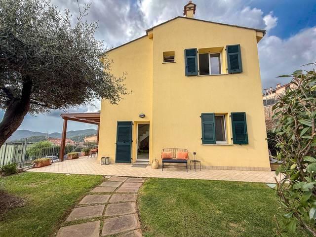 Villetta a schiera in vendita a Pietra Ligure SV