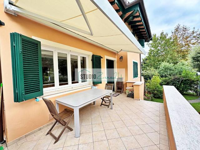 Villa in vendita a Pietrasanta LU