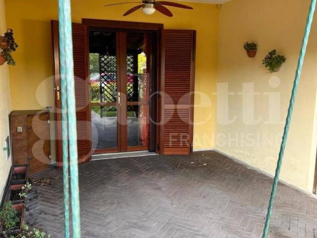 Villetta a schiera in vendita a Pisticci MT