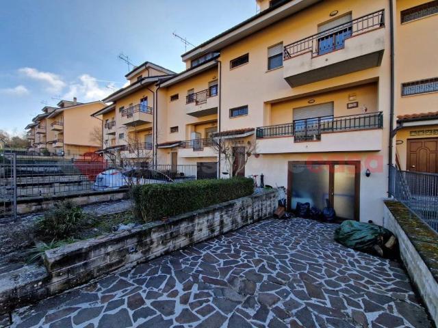 Villetta a schiera in vendita a Pizzoli AQ