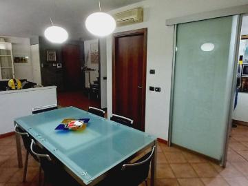 Poggetto Poggio a Caiano, Via Buia Pistoia, Candeglia