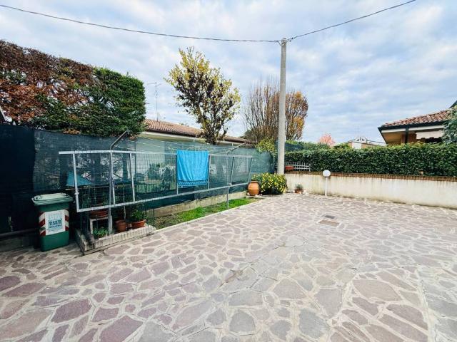 Villa in vendita a Poggio Rusco MN