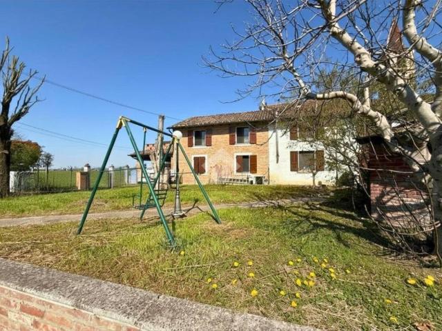 Villetta a schiera in vendita a Polesine Zibello PR