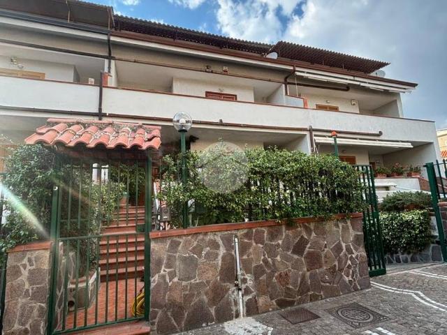 Villetta a schiera in vendita a Pollena Trocchia NA