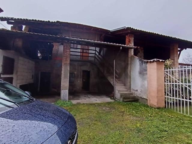 Villetta a schiera in vendita a Pombia NO