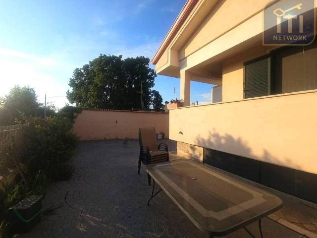 Villa in vendita a Pomezia RM
