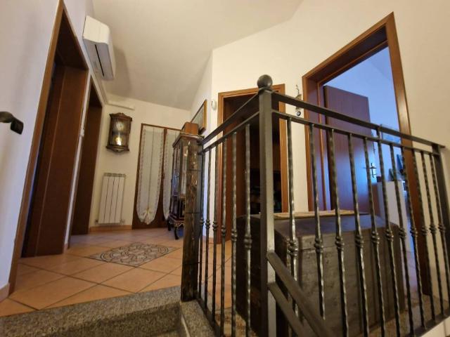 Villetta a schiera in vendita a Pomponesco MN