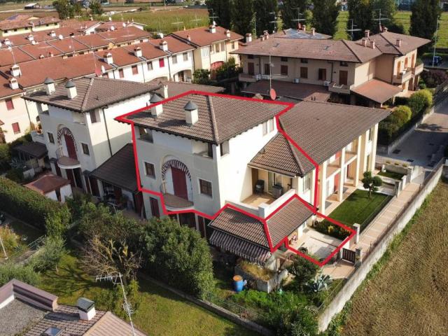 Villetta a schiera in vendita a Pontoglio BS