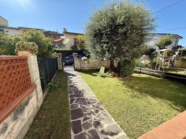 Villetta a schiera in vendita a Porcari LU