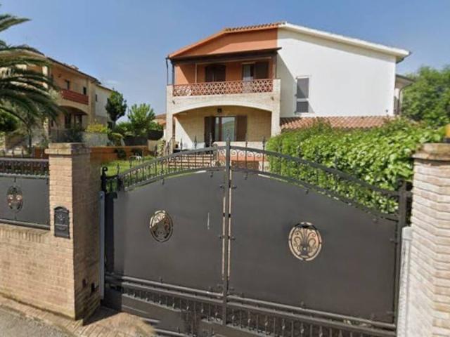Villetta a schiera in vendita a Porto Recanati MC