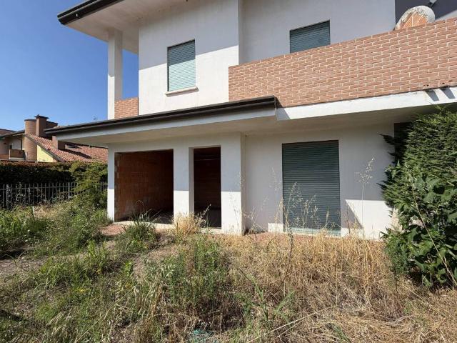 Villetta a schiera in vendita a Porto Viro RO