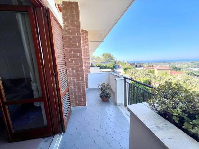 Villetta a schiera in vendita a Pozzuoli NA