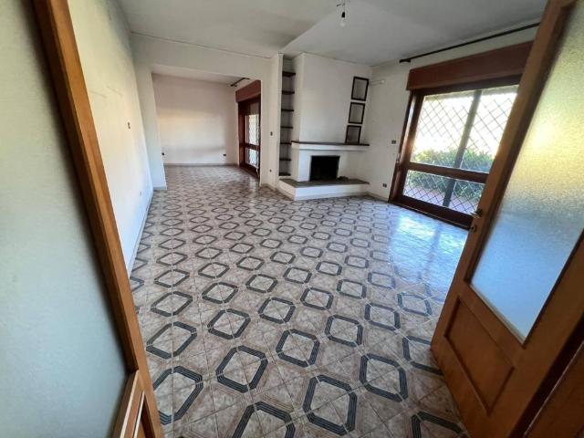 Villetta a schiera in vendita a Pozzuoli NA