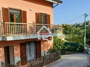 Villetta a schiera in vendita a Prignano Cilento SA