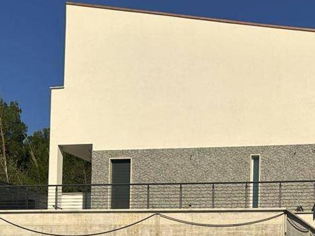 Villetta a schiera in vendita a Priverno LT