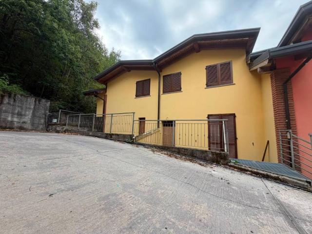 Villetta a schiera in vendita a Proserpio CO