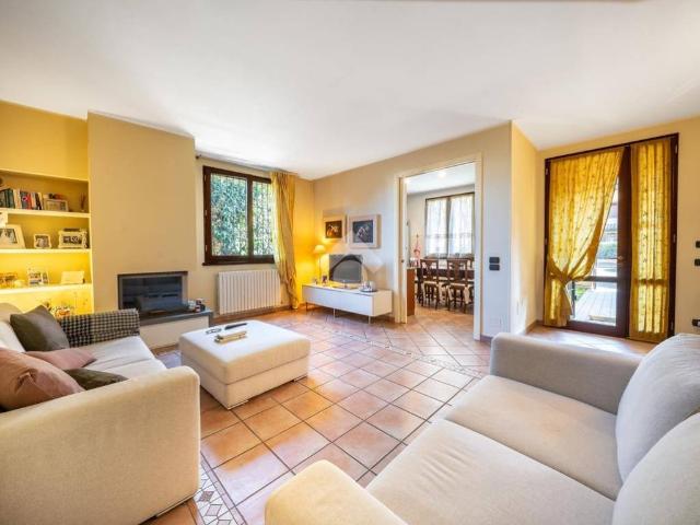 Villa in vendita a Rubiera RE