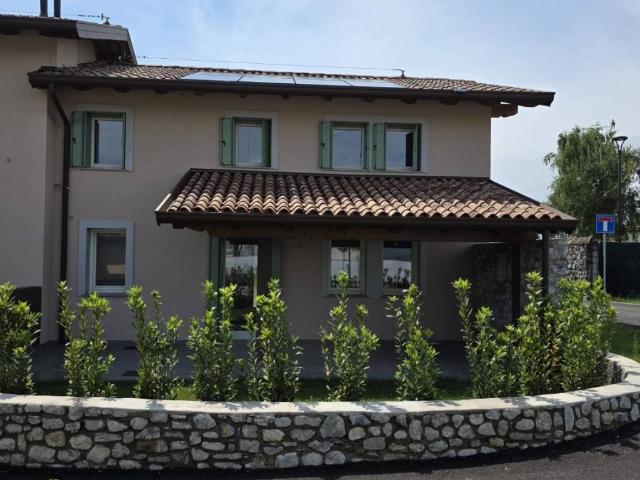 Villetta a schiera in vendita a Reana del Rojale UD