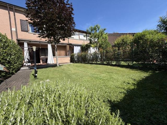 Villetta a schiera in vendita a Reggio Emilia RE
