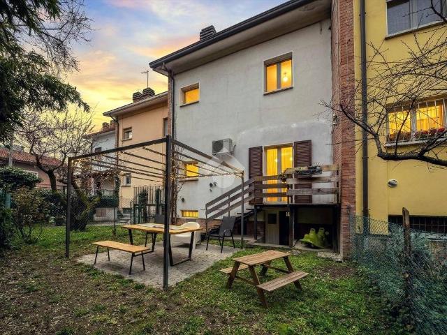 Villetta a schiera in vendita a Reggio Emilia RE