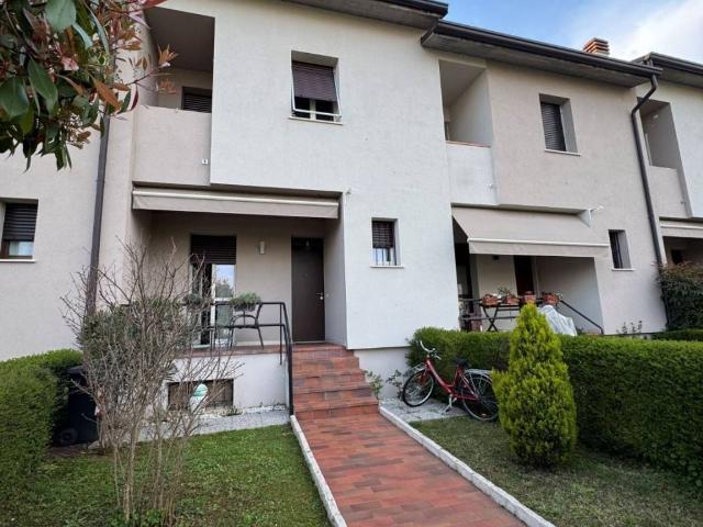 Villetta a schiera in vendita a Rezzato BS