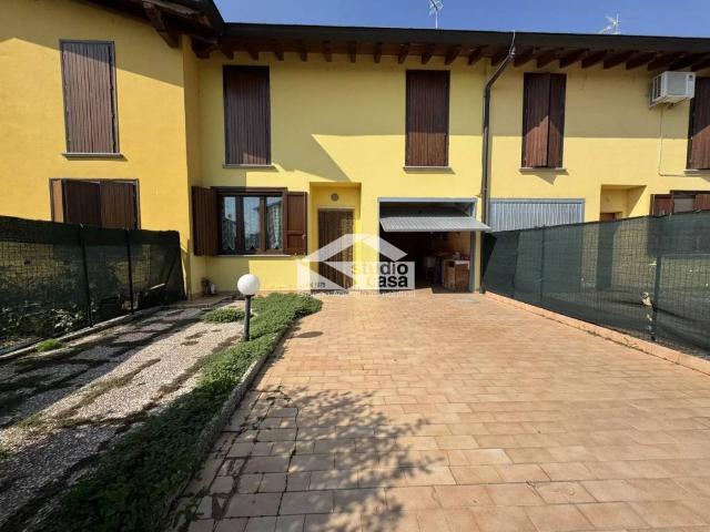 Villetta a schiera in vendita a Ricengo CR