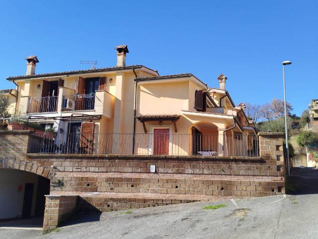 Villetta a schiera in vendita a Rignano Flaminio RM