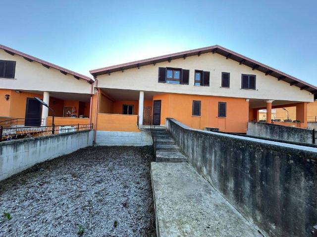Villetta a schiera in vendita a Rocca d'Evandro CE