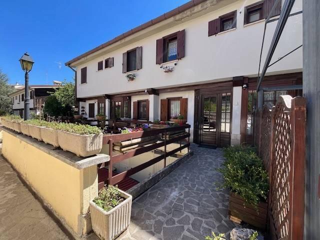 Villetta a schiera in vendita a Rocca di Mezzo AQ