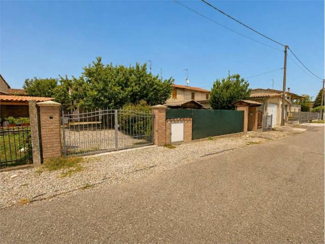 Villetta a schiera in vendita a Roccabianca PR