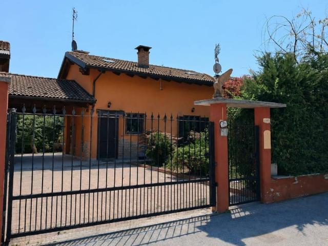 Villetta a schiera in vendita a Roccasparvera CN