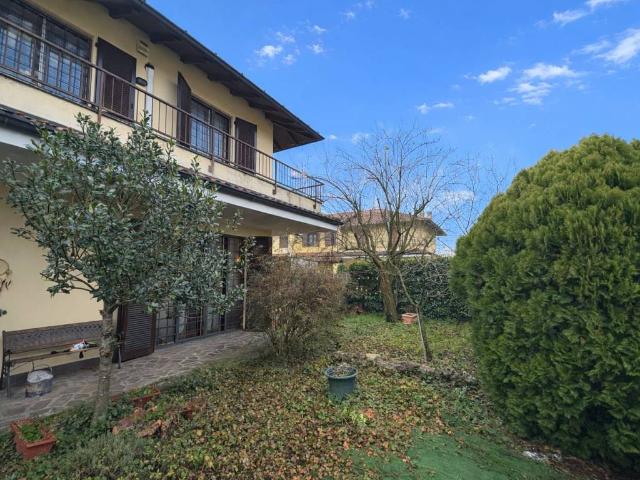 Villetta a schiera in vendita a Robecco sul Naviglio MI