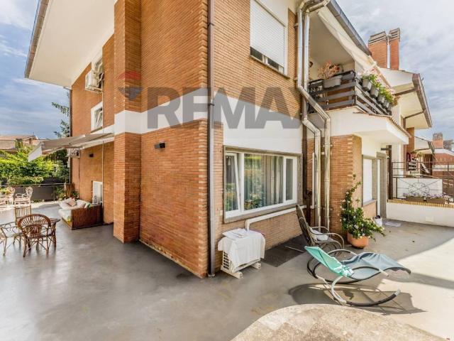 Villetta a schiera in vendita a Roma RM