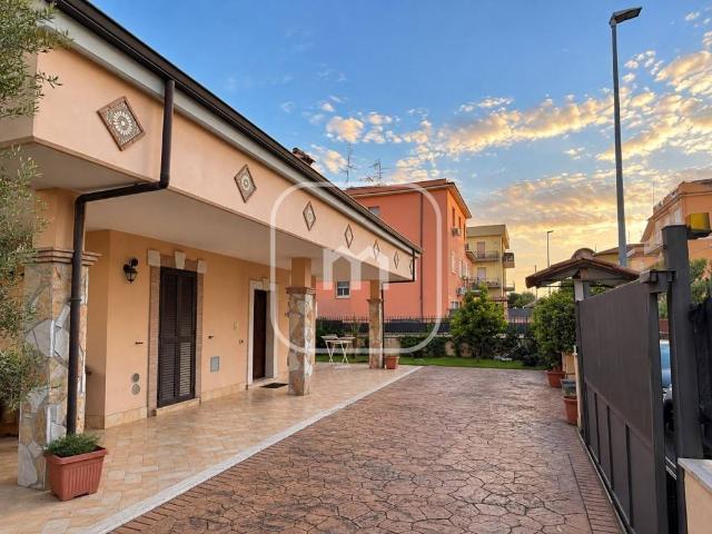 Villetta a schiera in vendita a Roma RM