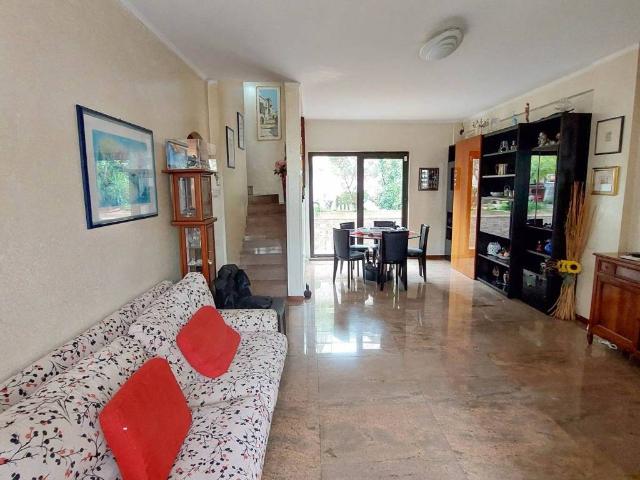 Villetta a schiera in vendita a Roma RM
