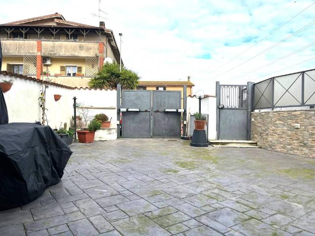 Villetta a schiera in vendita a Roma RM
