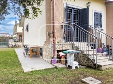 Villetta a schiera in vendita a Roma RM