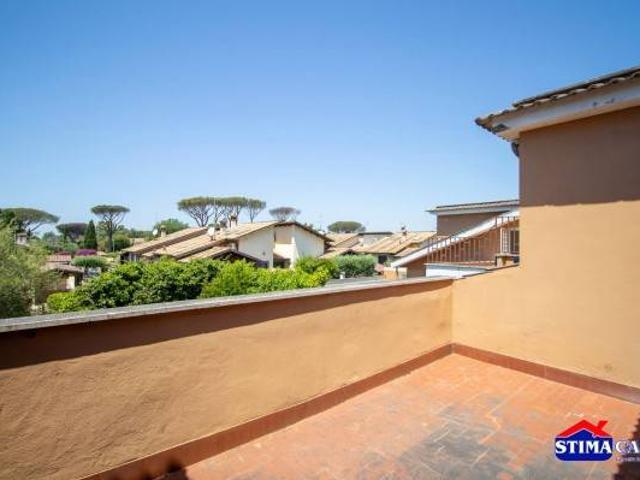 Villetta a schiera in vendita a Roma RM