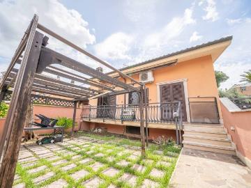 Villetta a schiera in vendita a Roma RM
