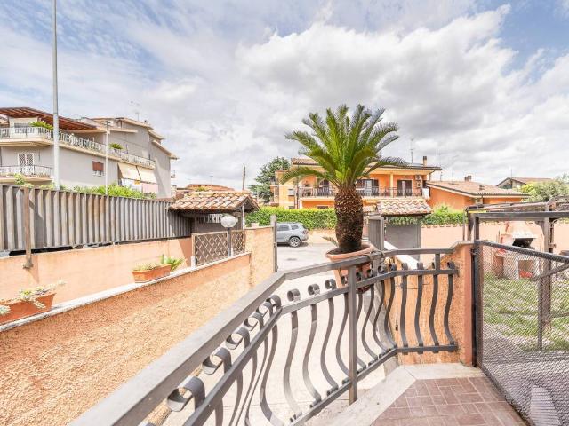 Villetta a schiera in vendita a Roma RM