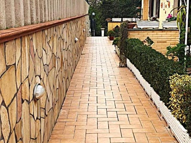 Villetta a schiera in vendita a Roma RM