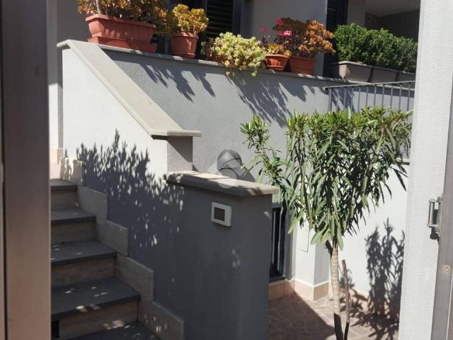 Villetta a schiera in vendita a Roma RM